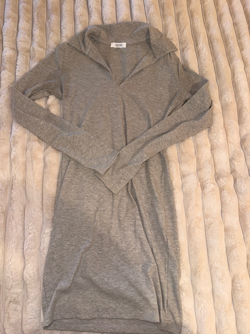 Cozy Collared Long-Sleeve Gray  Dress